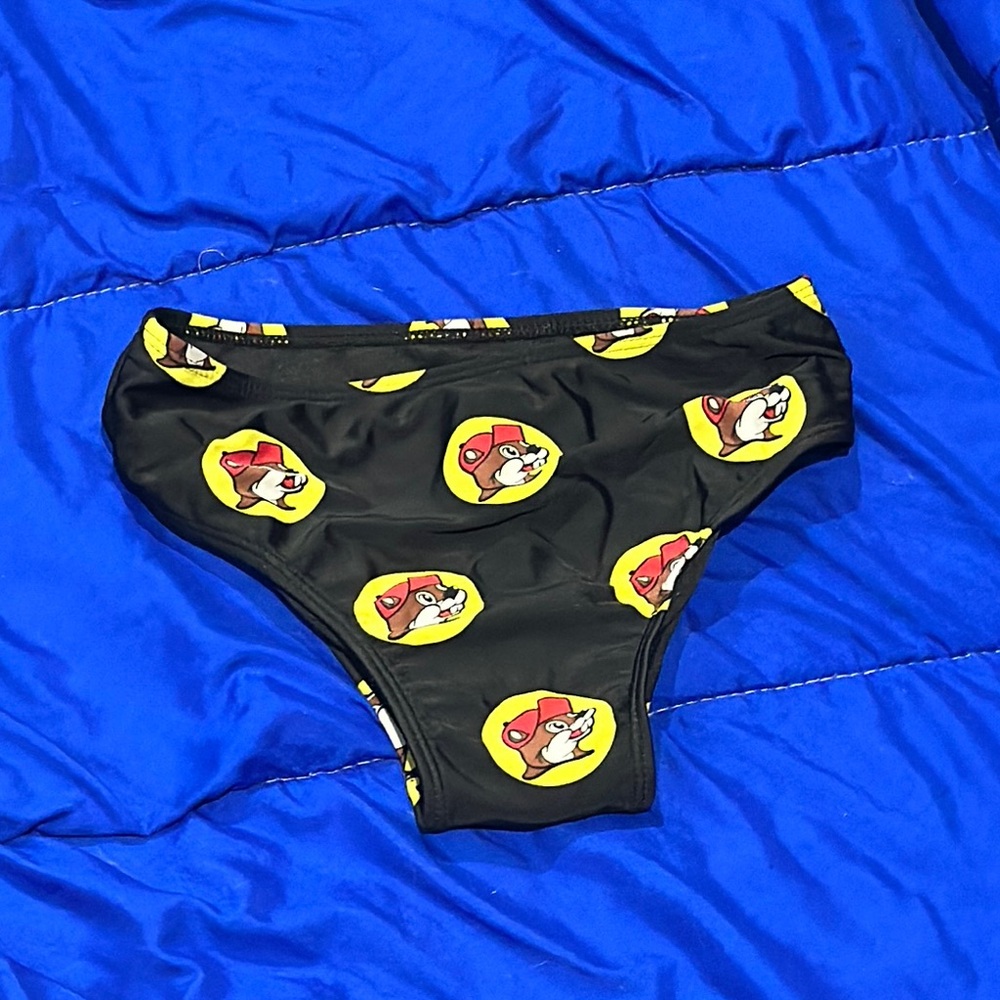 Vibrant Black and Yellow Bikini with Playful Design